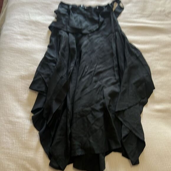 CHER Black Skirt - High Waist Black Zip Backing LIKE NEW Size Small - Picture 3 of 6